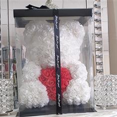 Large heart rose bear